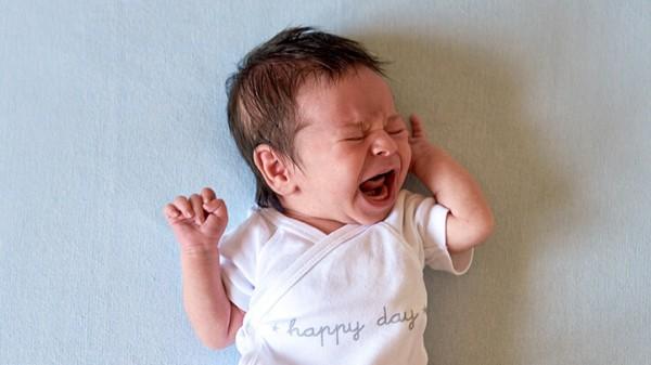 Bayi Menangis