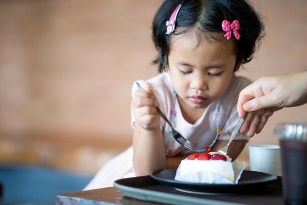 Seberapa Banyak Gula yang Aman untuk Anak