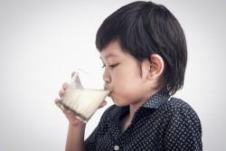 /artikel/bolehkah-anak-minum-susu-uht/'s thumbnail